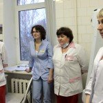 Поздравление пациентов и врачей больницы "Красный крест"
