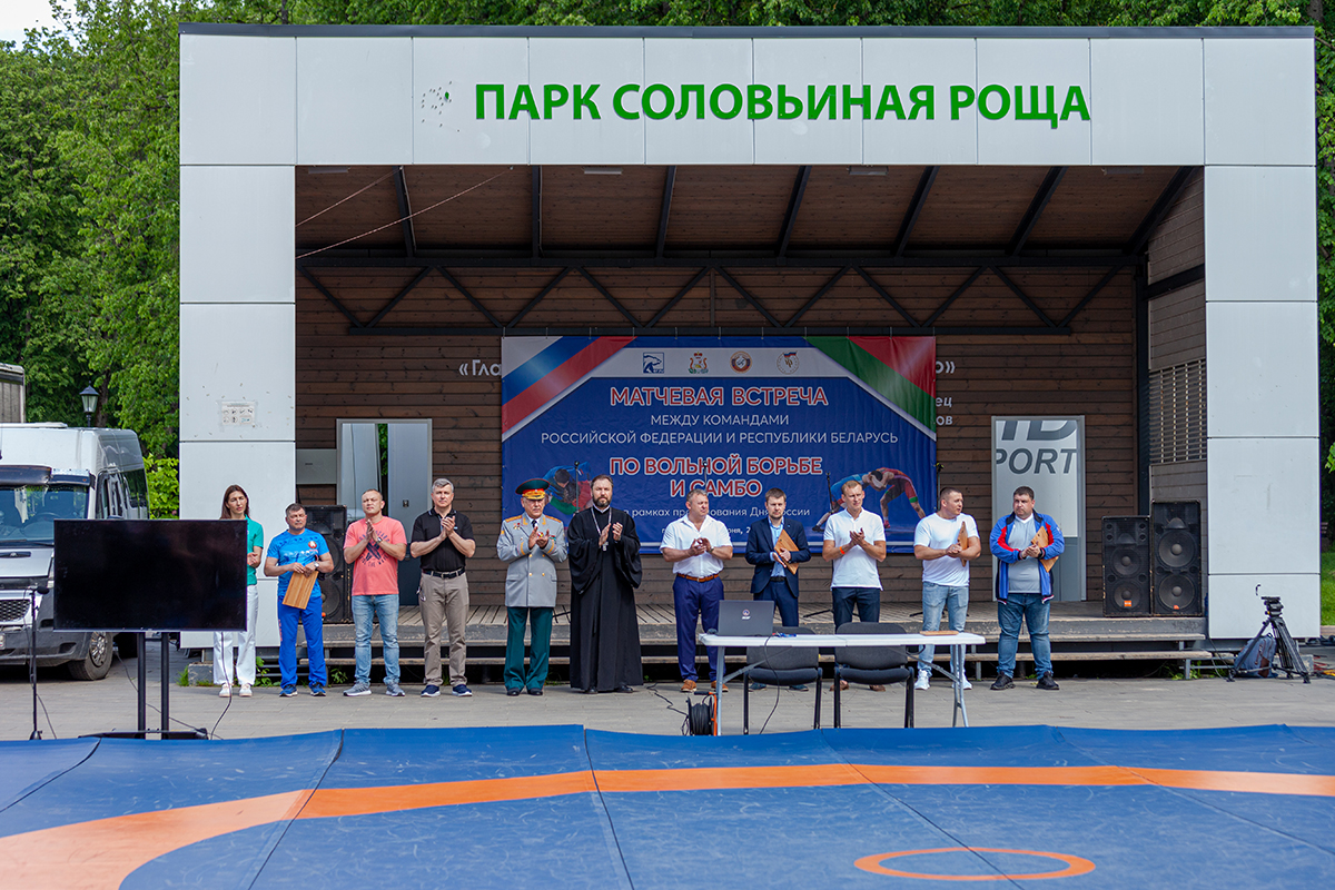 В Смоленске состоялась товарищеская матчевая встреча по вольной борьбе и  самбо между командами России и Беларуси | 13.06.2022 | Смоленск - БезФормата