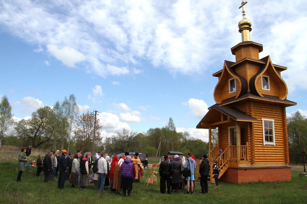 Ершичи смоленская. Приселье Рославльский район. Ершичи деревянная Церковь. Деревня Приселье Рославльский район. Деревня Овсяники Смоленской области.